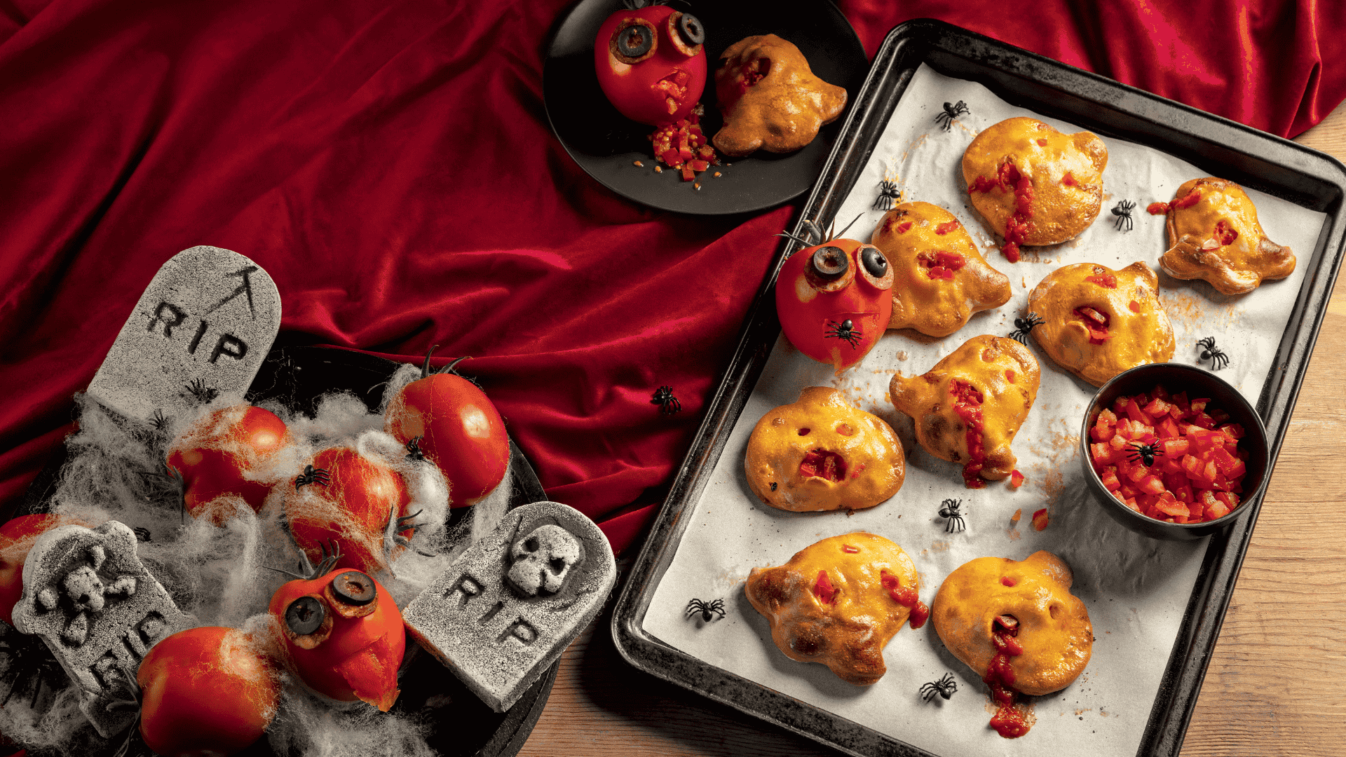 PizzasPochettes-Tomates_en_vigne-SAVOURA-recette-Halloween